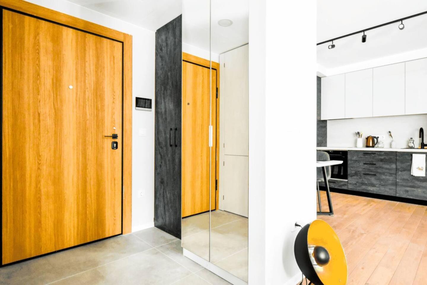 Luxury 1br Escape - Sleek Modern Design & Upscale Apartment Sofia