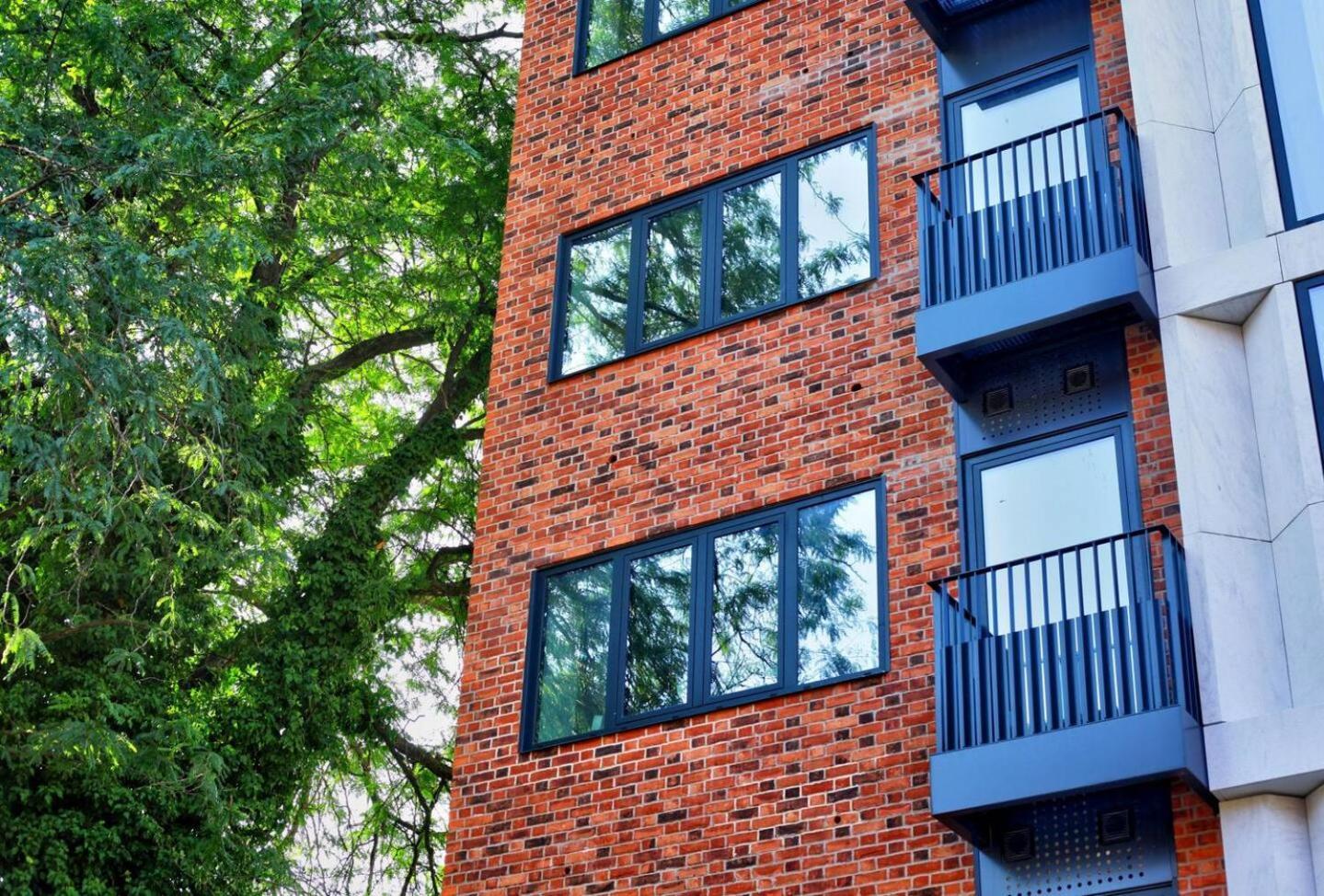 Apartment Luxury 1br Escape - Sleek Modern Design & Upscale